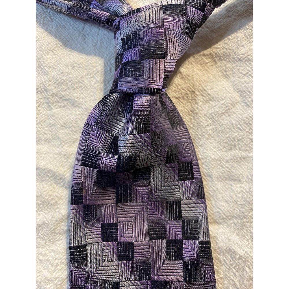 JOSEPH & FEISS Men's 100% Silk Necktie‎ Designer Geometric Purple EUC